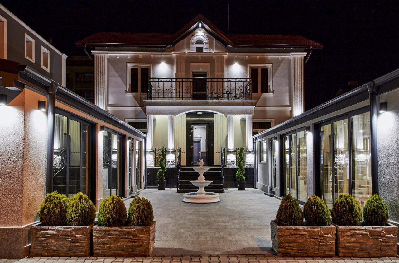 Хотел Паризи Kazanlŭk Exterior foto